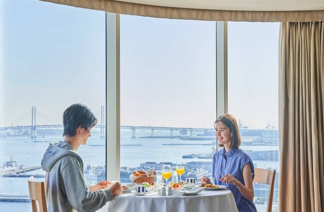 横浜ベイホテル東急 THE YOKOHAMA BAY HOTEL TOKYU