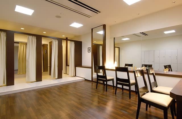 【公式】ザ・チェルシー