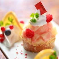 西洋菓子工房IMURIのパティシエ特製オリジナルケーキ1品プレゼント！