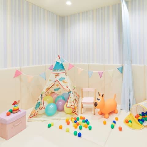 【パパママ＆キッズ】〈50名165万/70名224万〉キッズルーム完備