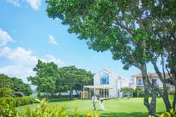 ザ・ビーチテラス ホテルアオ石垣 約1,000坪の広大な敷地でお二人のご結婚式をサポート